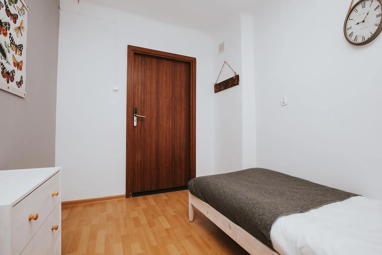 Erasmus Dorm Hotell Warszawa Polen