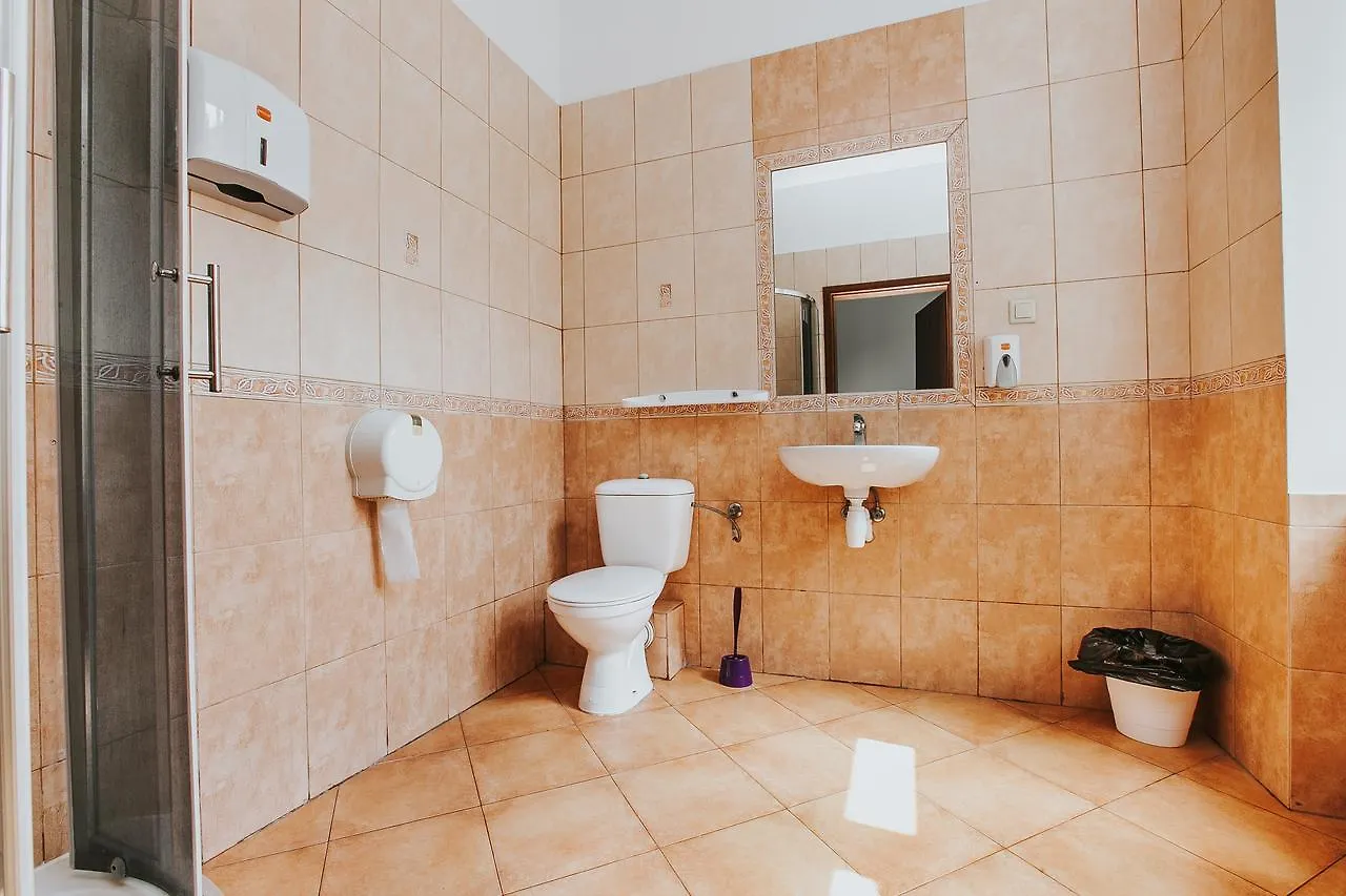 Erasmus Dorm Hotell Warszawa